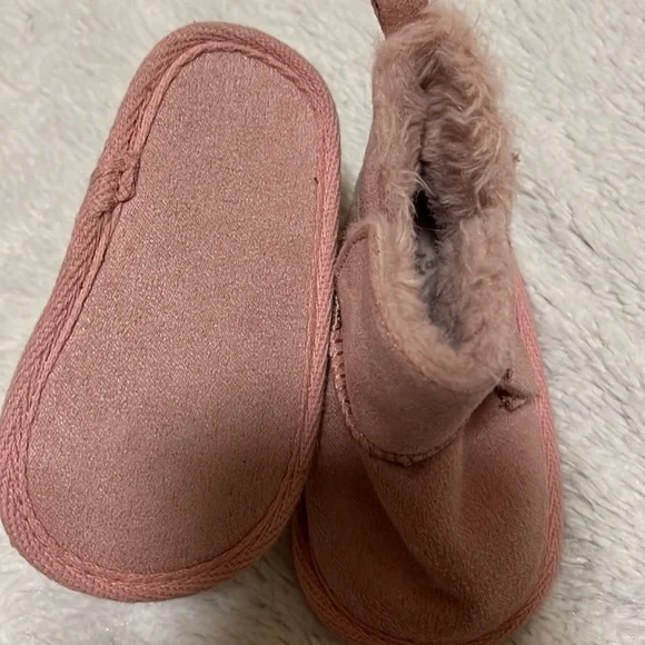 (3 for $10) pink fuzzy booties - Picture 3 of 4